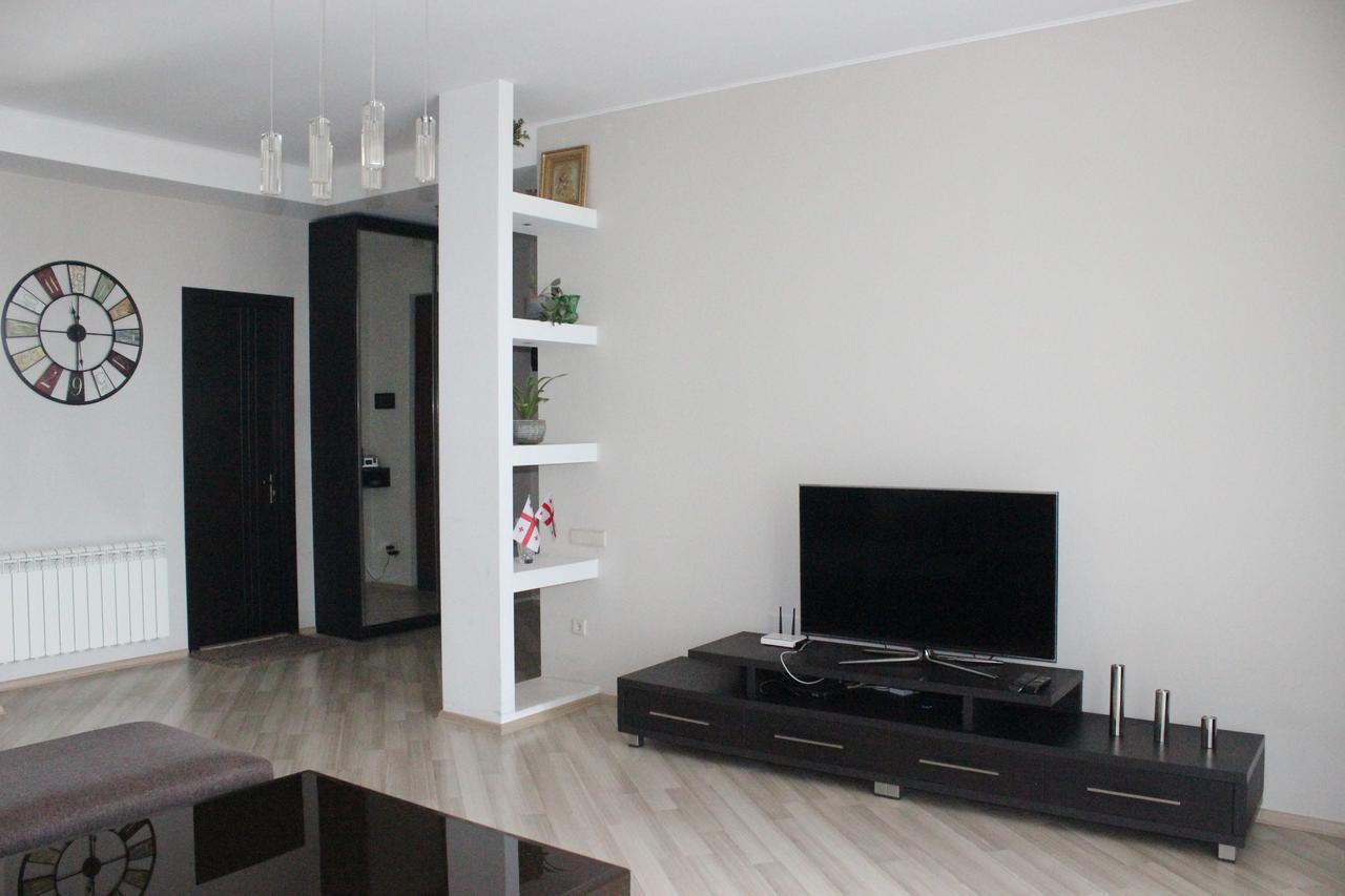 טביליסי Mtatsminda Apartment מראה חיצוני תמונה