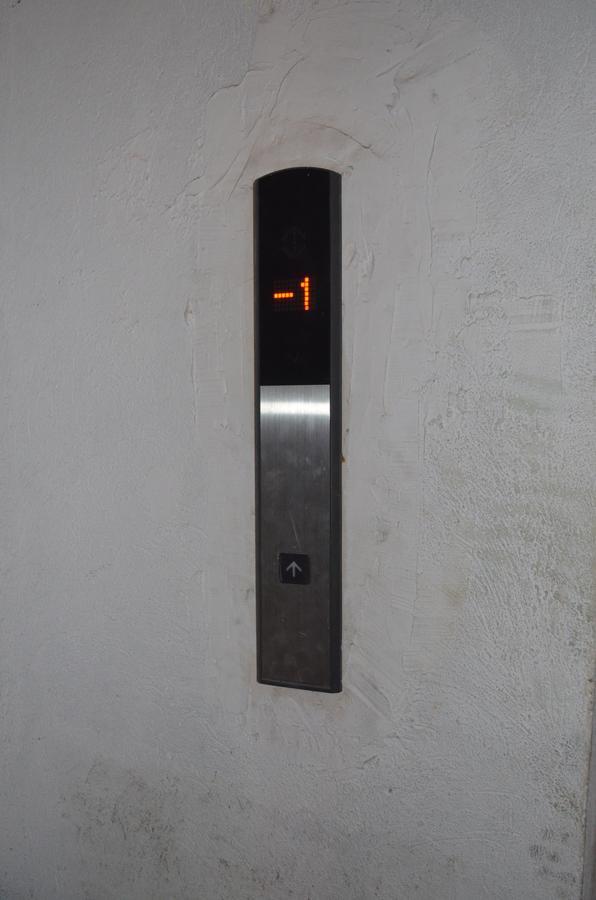 טביליסי Mtatsminda Apartment מראה חיצוני תמונה